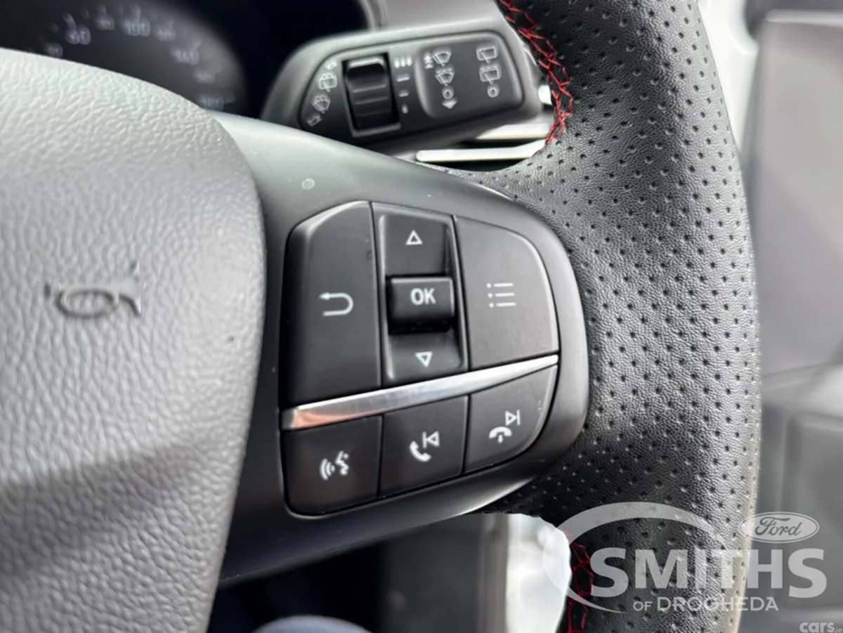 Ford Focus Hatchback, Petrol Hybrid, 2023, White