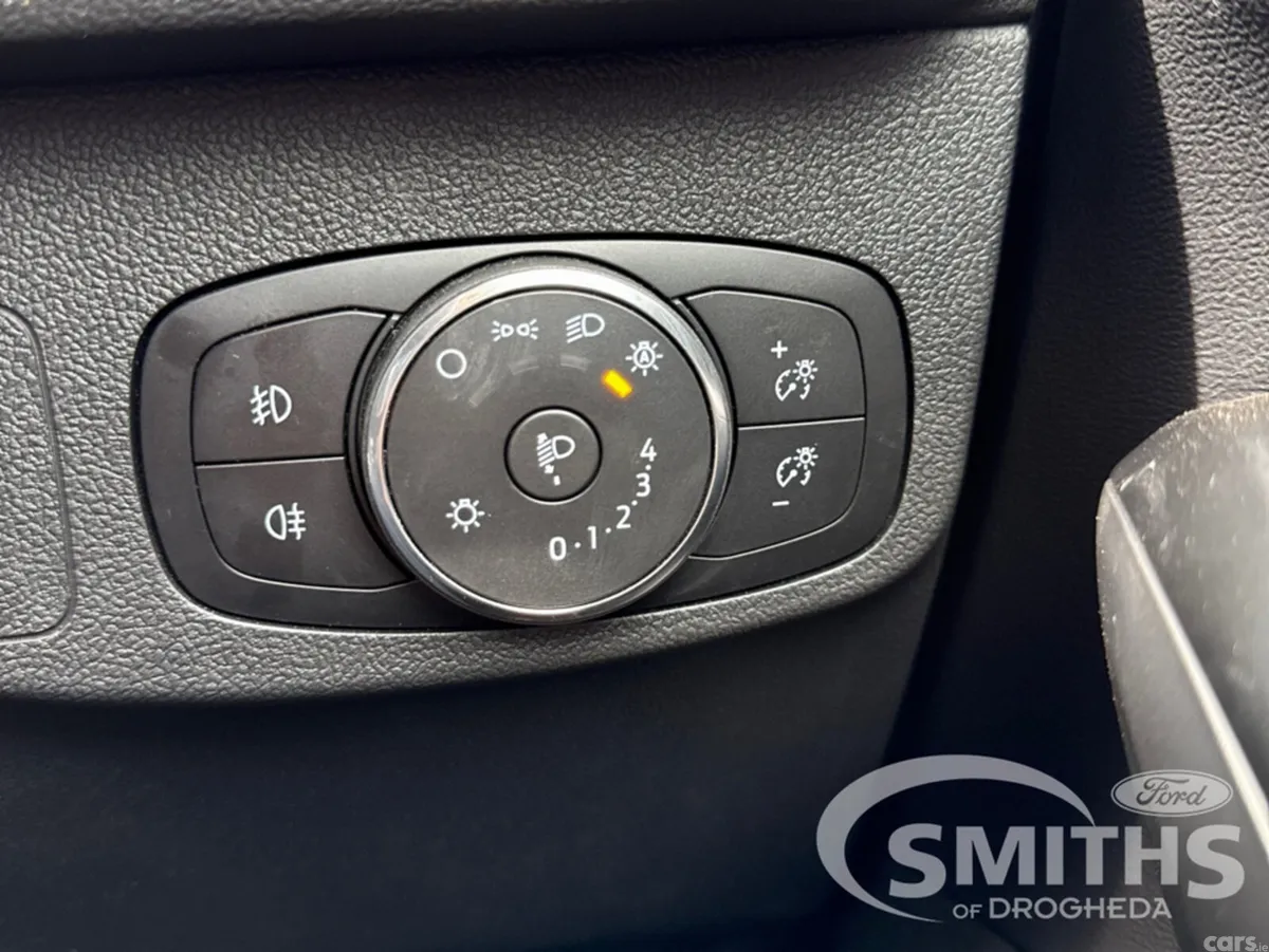 Ford Focus Hatchback, Petrol Hybrid, 2023, White