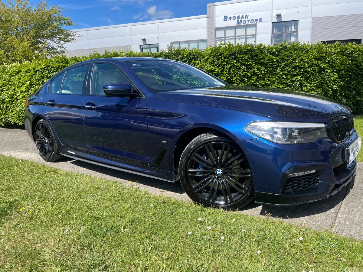 BMW 5-Series Saloon, Petrol Hybrid, 2017, Blue