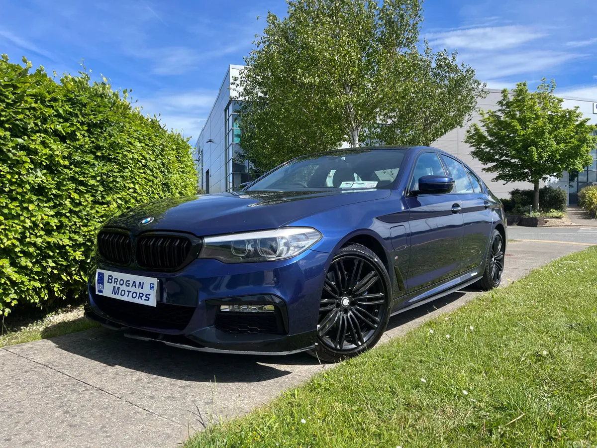BMW 5-Series Saloon, Petrol Hybrid, 2017, Blue
