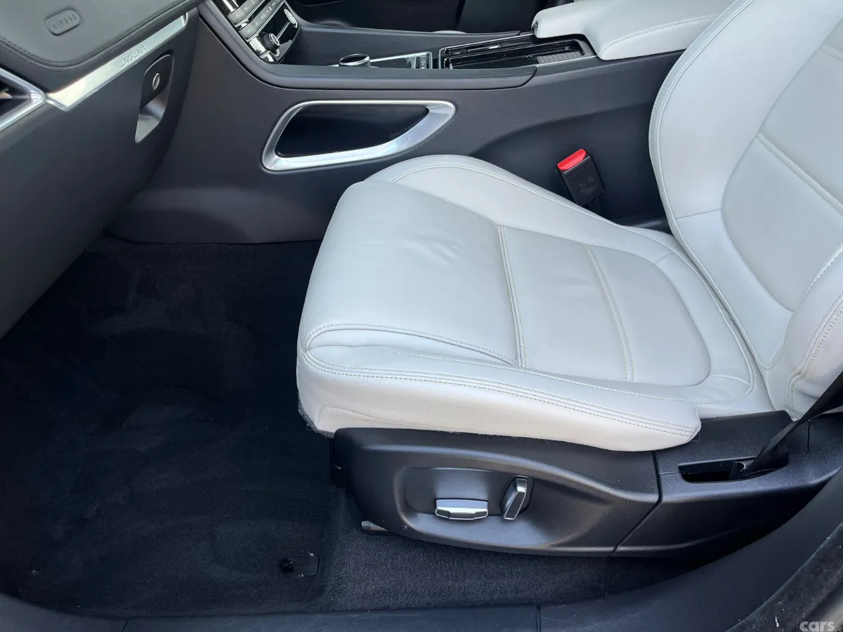 Jaguar F-Pace SUV, Diesel, 2020, Black