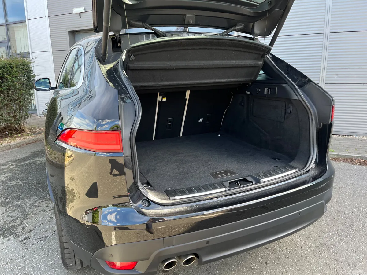 Jaguar F-Pace SUV, Diesel, 2020, Black