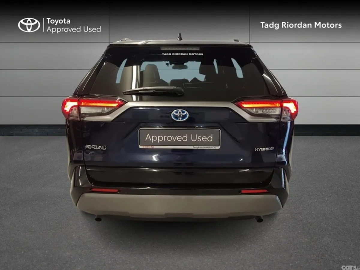 Toyota RAV4 SUV, Petrol Hybrid, 2022, Blue