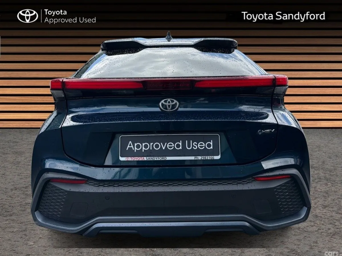 Toyota C-HR SUV, Petrol Hybrid, 2024, Blue