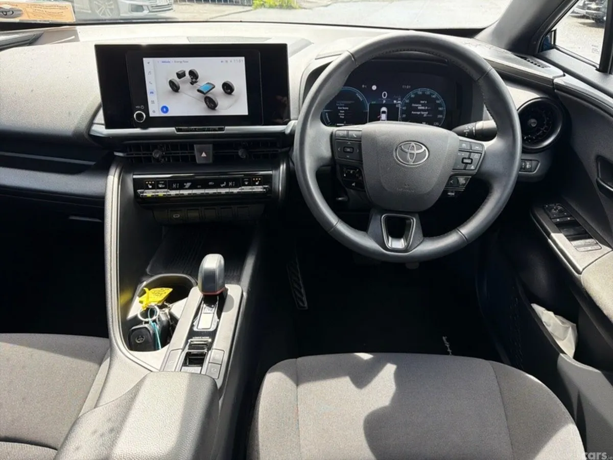 Toyota C-HR SUV, Petrol Hybrid, 2024, Blue