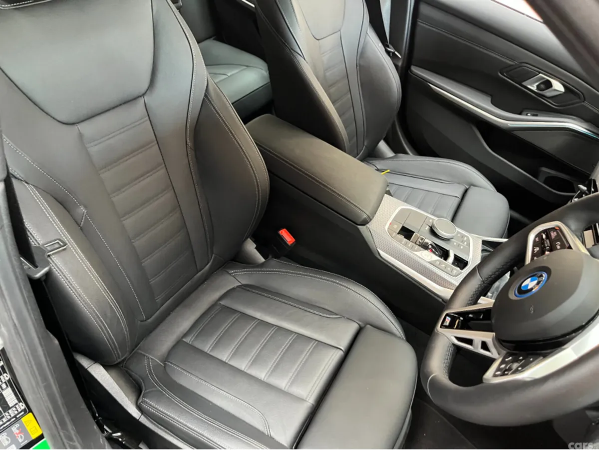 BMW 3-Series Saloon, Petrol Plug-in Hybrid, 2025, Black