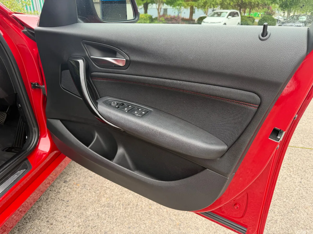 BMW 1-Series Hatchback, Diesel, 2018, Red
