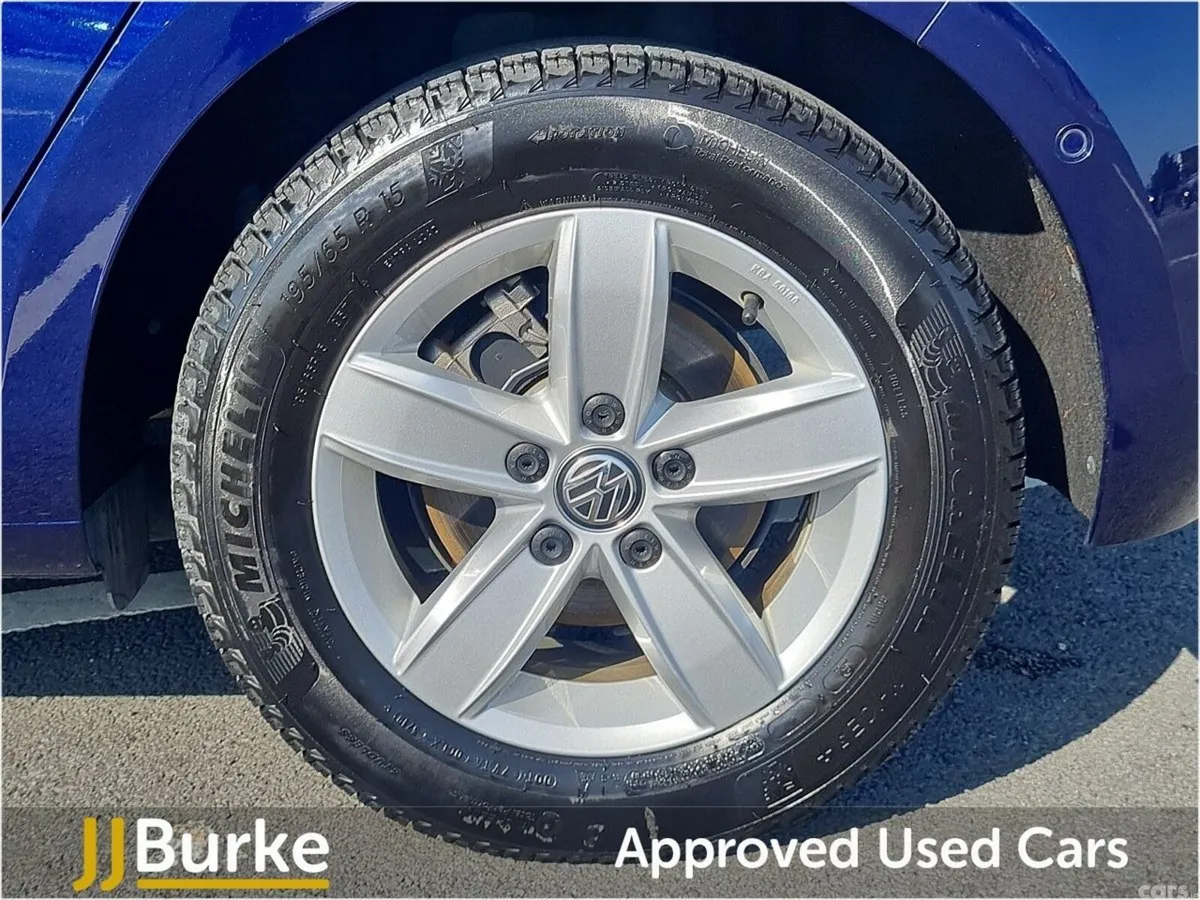 Volkswagen Golf Hatchback, Petrol, 2020, Blue