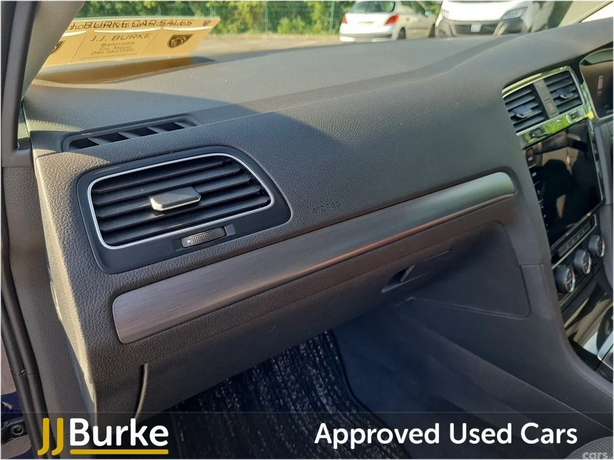 Volkswagen Golf Hatchback, Petrol, 2020, Blue