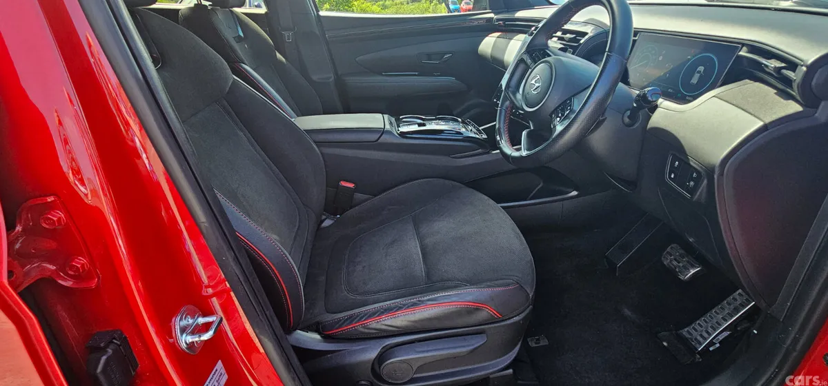 Hyundai Tucson SUV, Petrol Hybrid, 2023, Red
