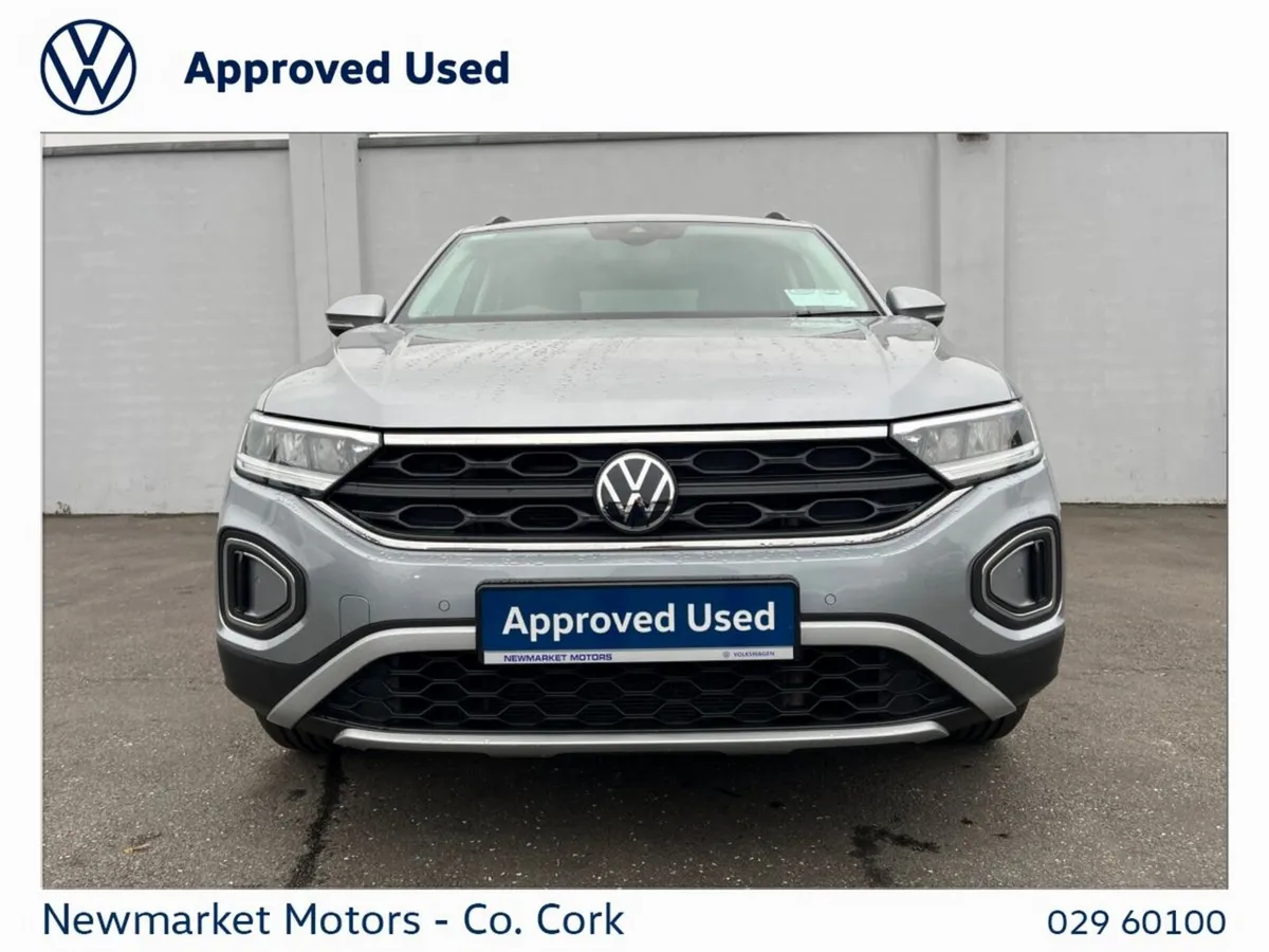 Volkswagen T-Roc SUV, Petrol, 2024, Silver