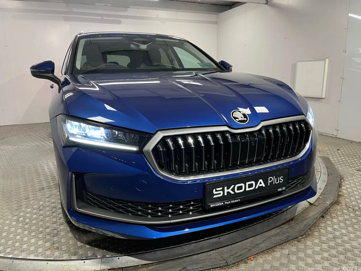 Skoda Superb Estate, Diesel, 2026, Blue