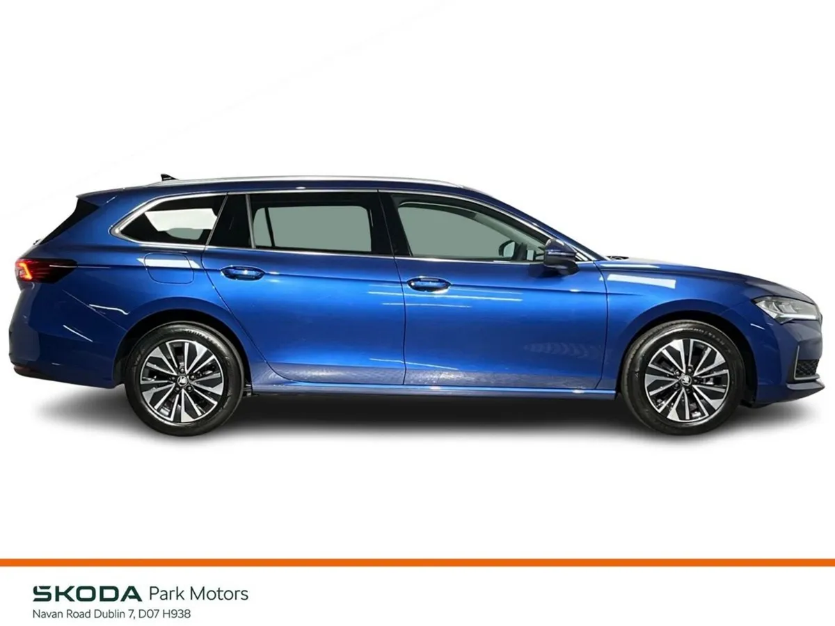 Skoda Superb Estate, Diesel, 2026, Blue