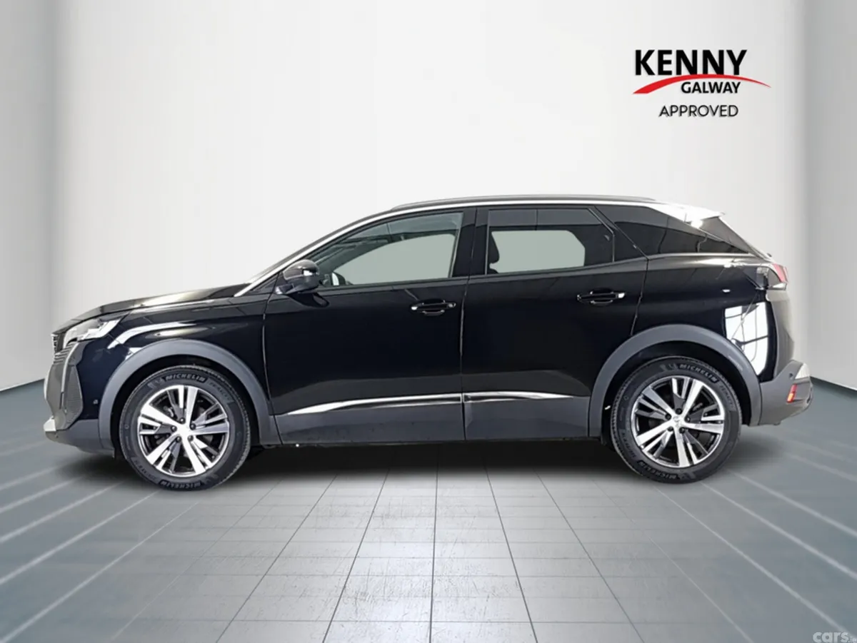 Peugeot 3008 MPV, Diesel, 2023, Black