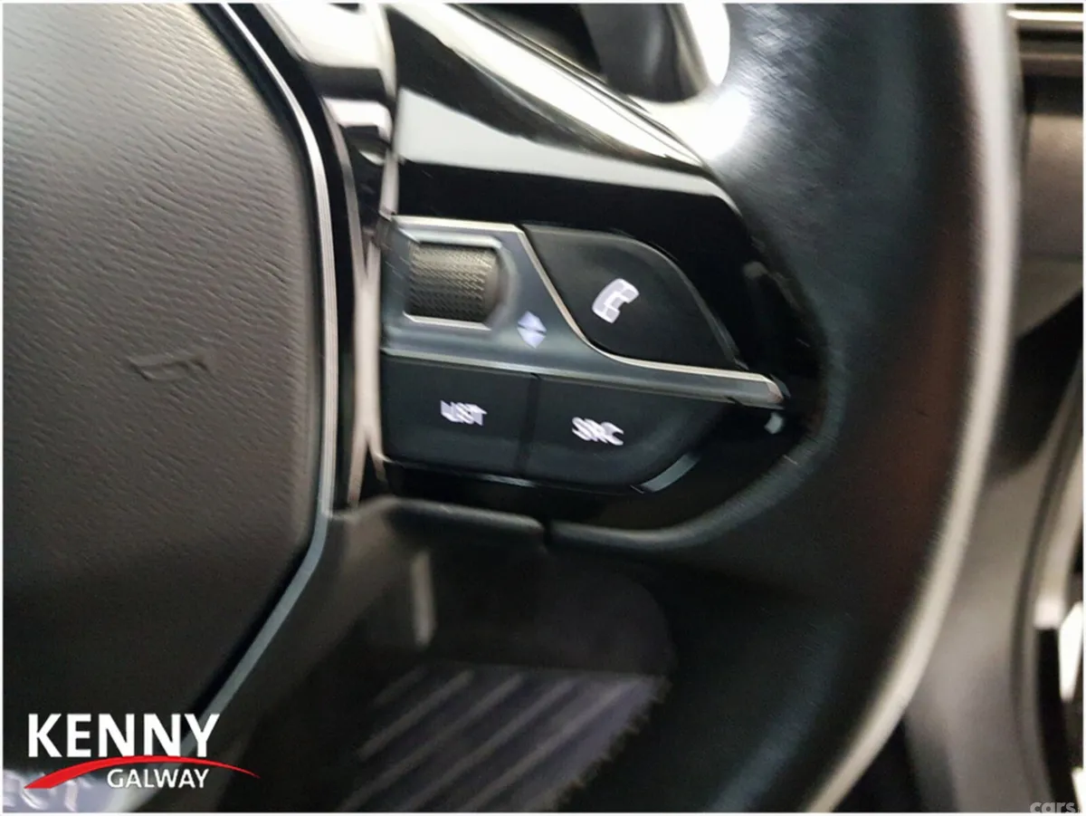 Peugeot 3008 MPV, Diesel, 2023, Black