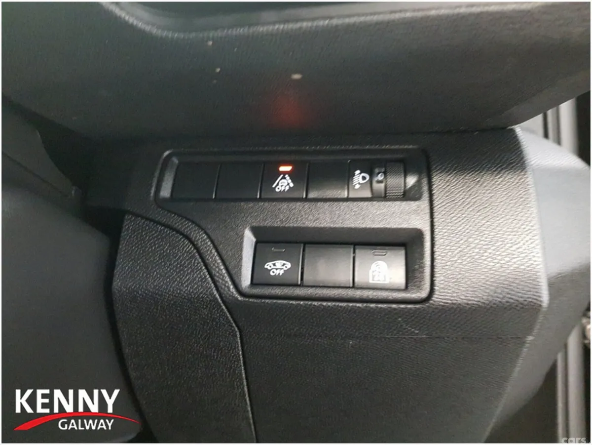 Peugeot 3008 MPV, Diesel, 2023, Black