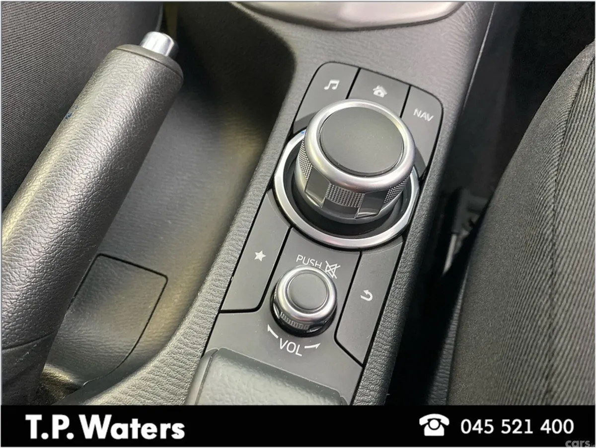 Mazda Mazda2 Hatchback, Petrol, 2021, Silver