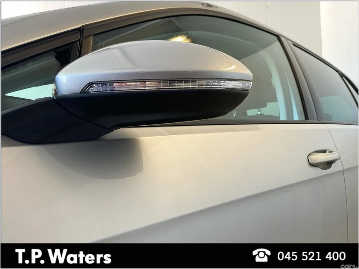 Volkswagen Golf Hatchback, Diesel, 2020, Silver