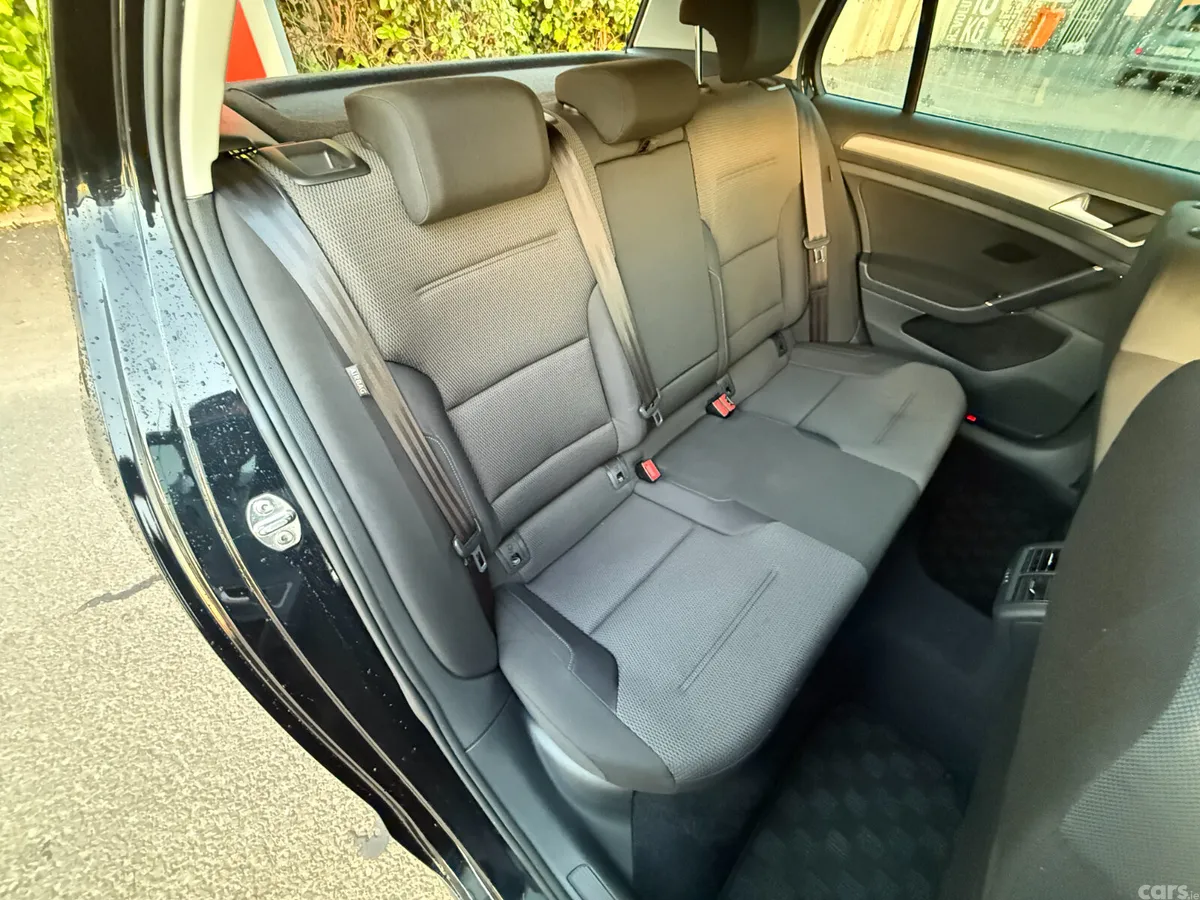 Volkswagen Golf Hatchback, Petrol, 2015, Black