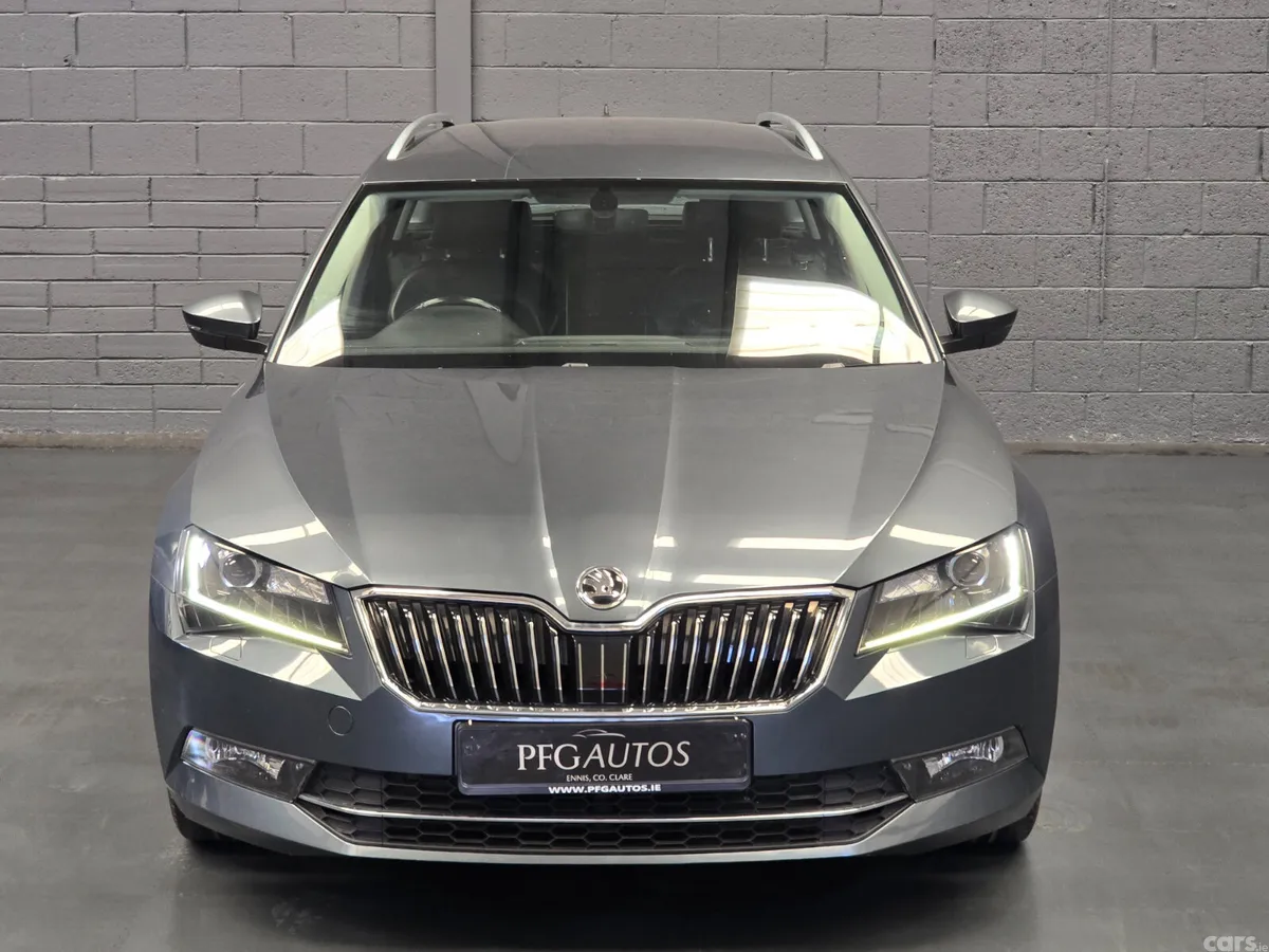 Skoda Superb Estate, Diesel, 2017, Grey