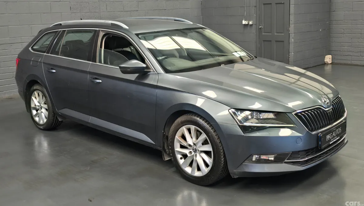 Skoda Superb Estate, Diesel, 2017, Grey