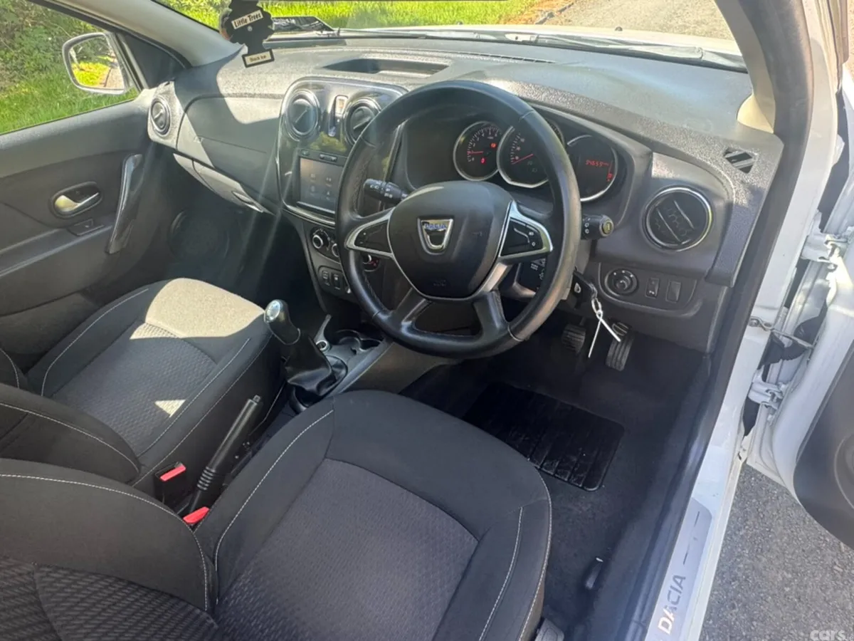 Dacia Sandero Hatchback, Petrol, 2018, White