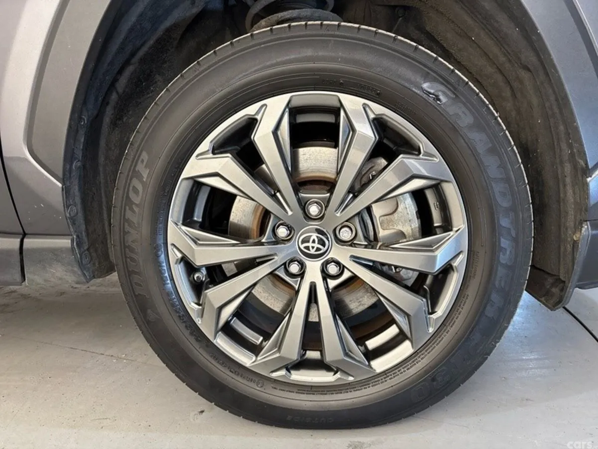 Toyota RAV4 SUV, Petrol Hybrid, 2022, Grey