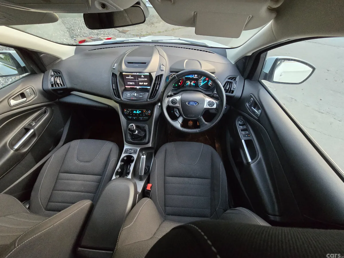 Ford Kuga SUV, Petrol, 2016, White