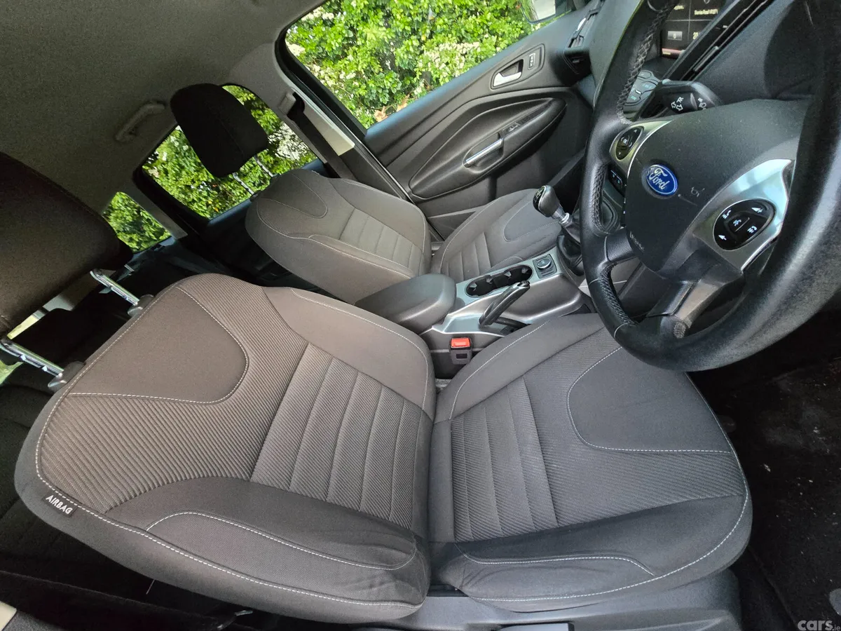 Ford Kuga SUV, Petrol, 2016, White