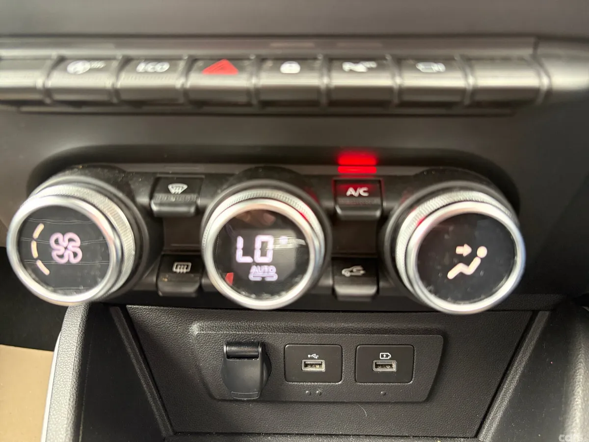 Dacia Duster SUV, Petrol, 2022, Black
