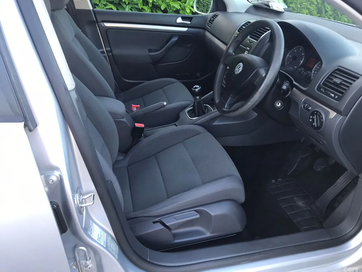 Volkswagen Golf Hatchback, Diesel, 2009, Silver
