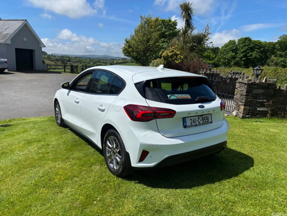 Ford Focus Hatchback, Petrol, 2024, White