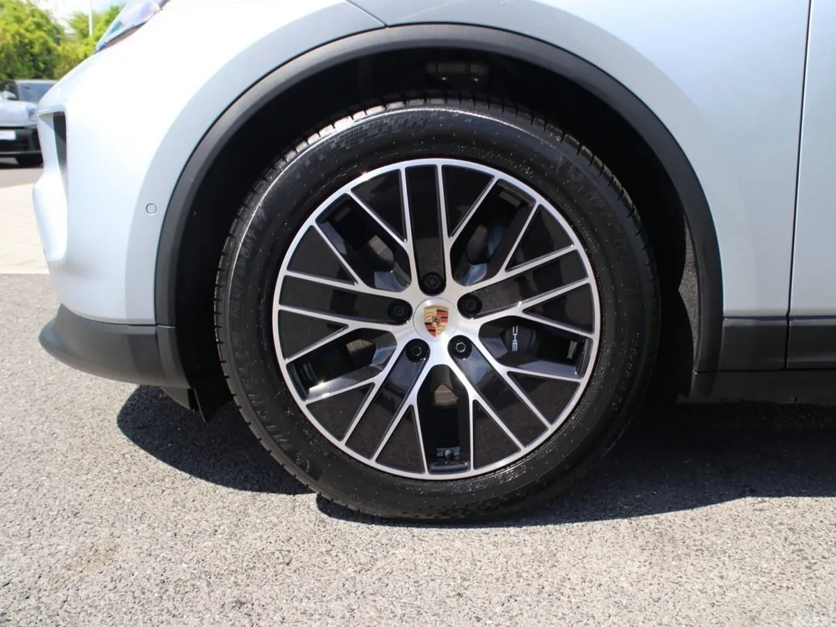 Porsche Macan SUV, Electric, 2026, Silver