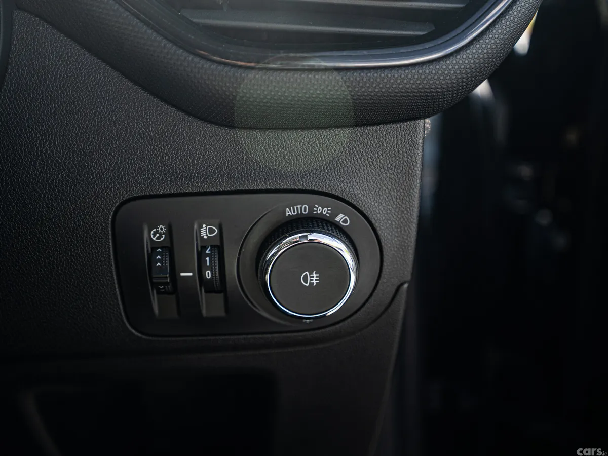 Opel Crossland X SUV, Petrol, 2023, Black