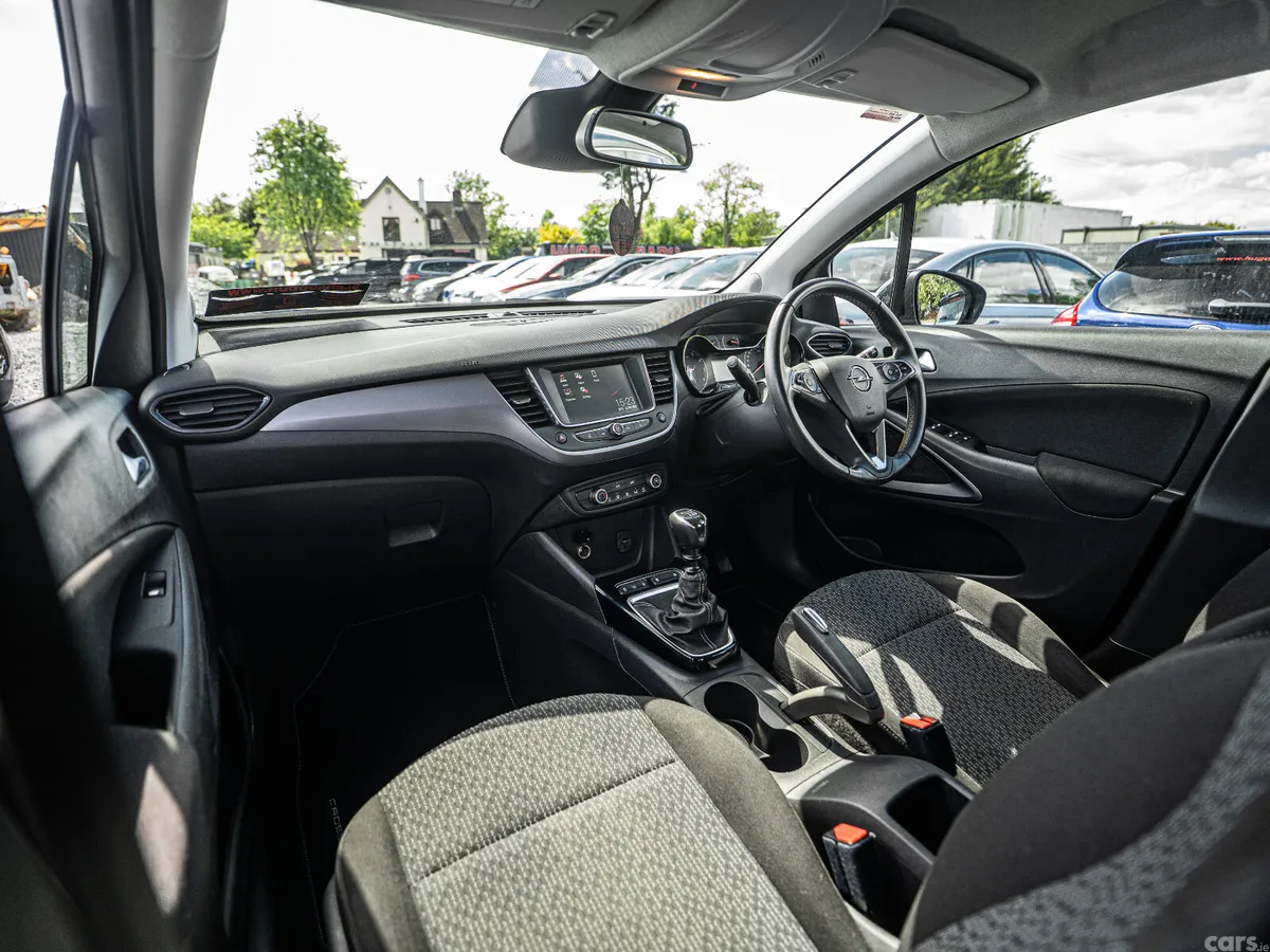 Opel Crossland X SUV, Petrol, 2023, Black