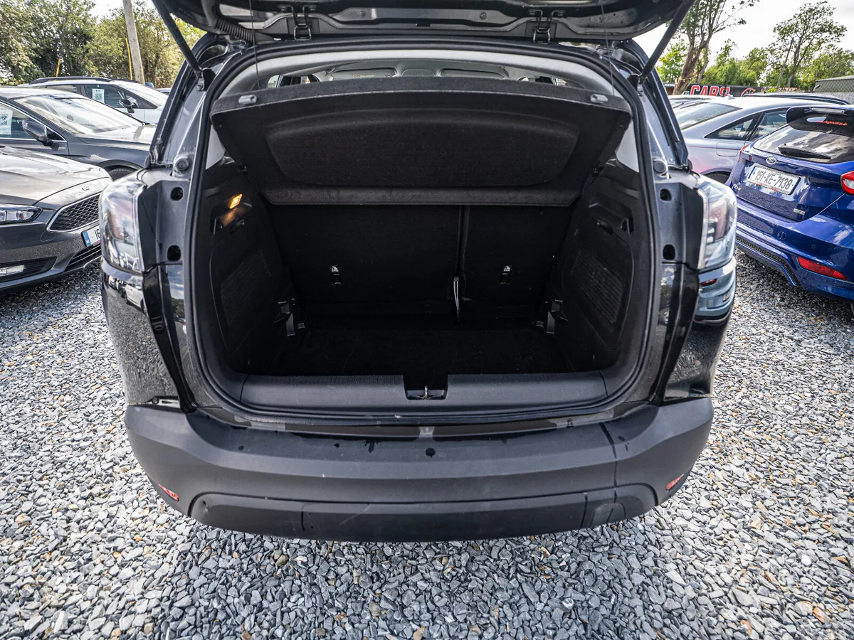 Opel Crossland X SUV, Petrol, 2023, Black