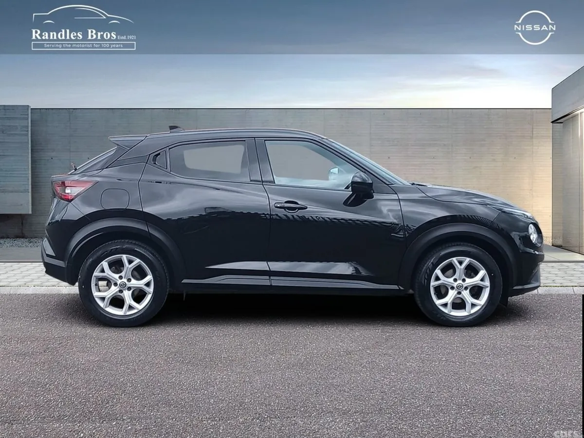 Nissan Juke SUV, Petrol, 2022, Black