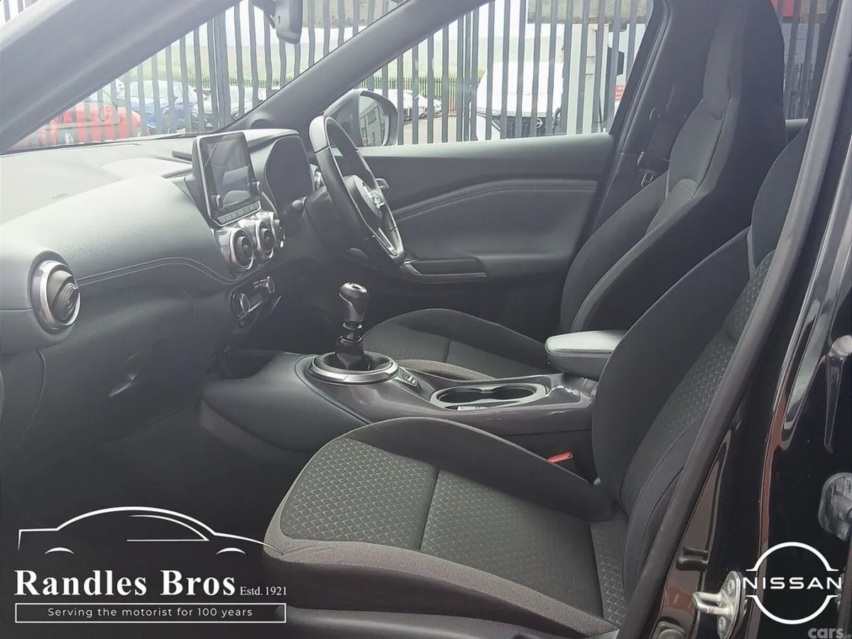 Nissan Juke SUV, Petrol, 2022, Black