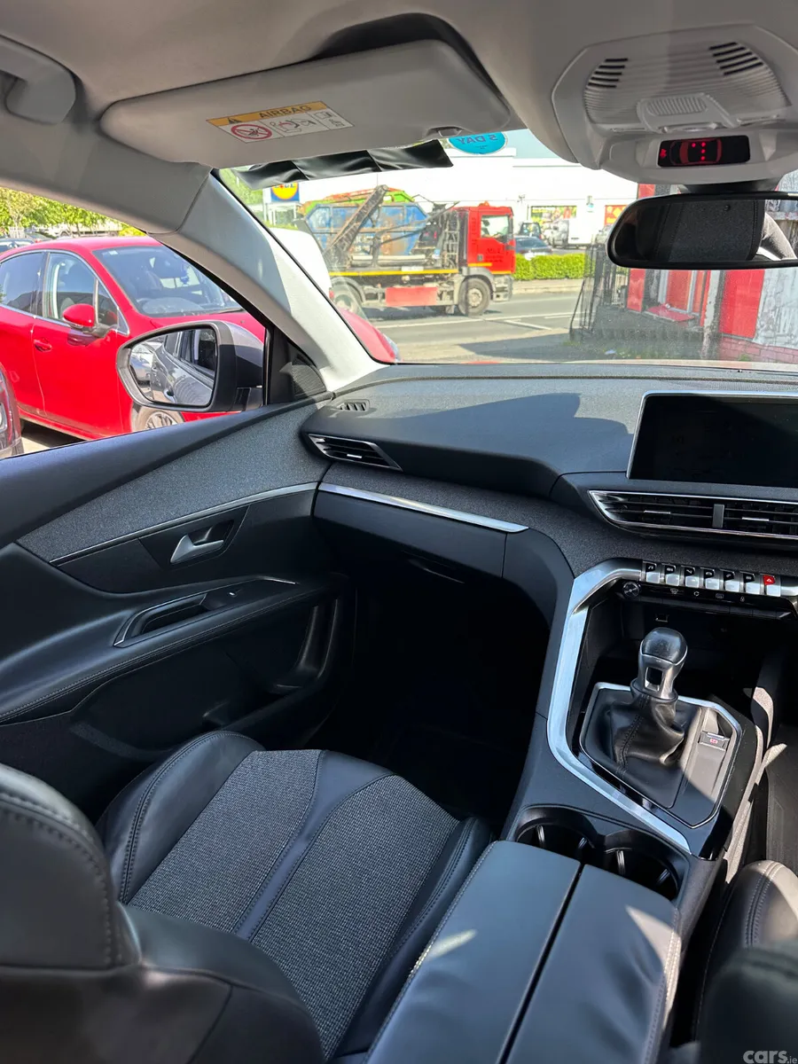 Peugeot 3008 SUV, Diesel, 2017, Grey