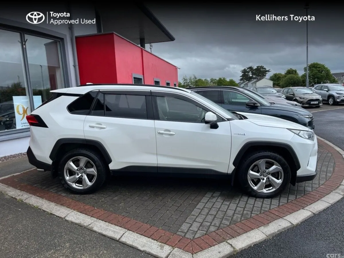 Toyota RAV4 SUV, Petrol Hybrid, 2021, White