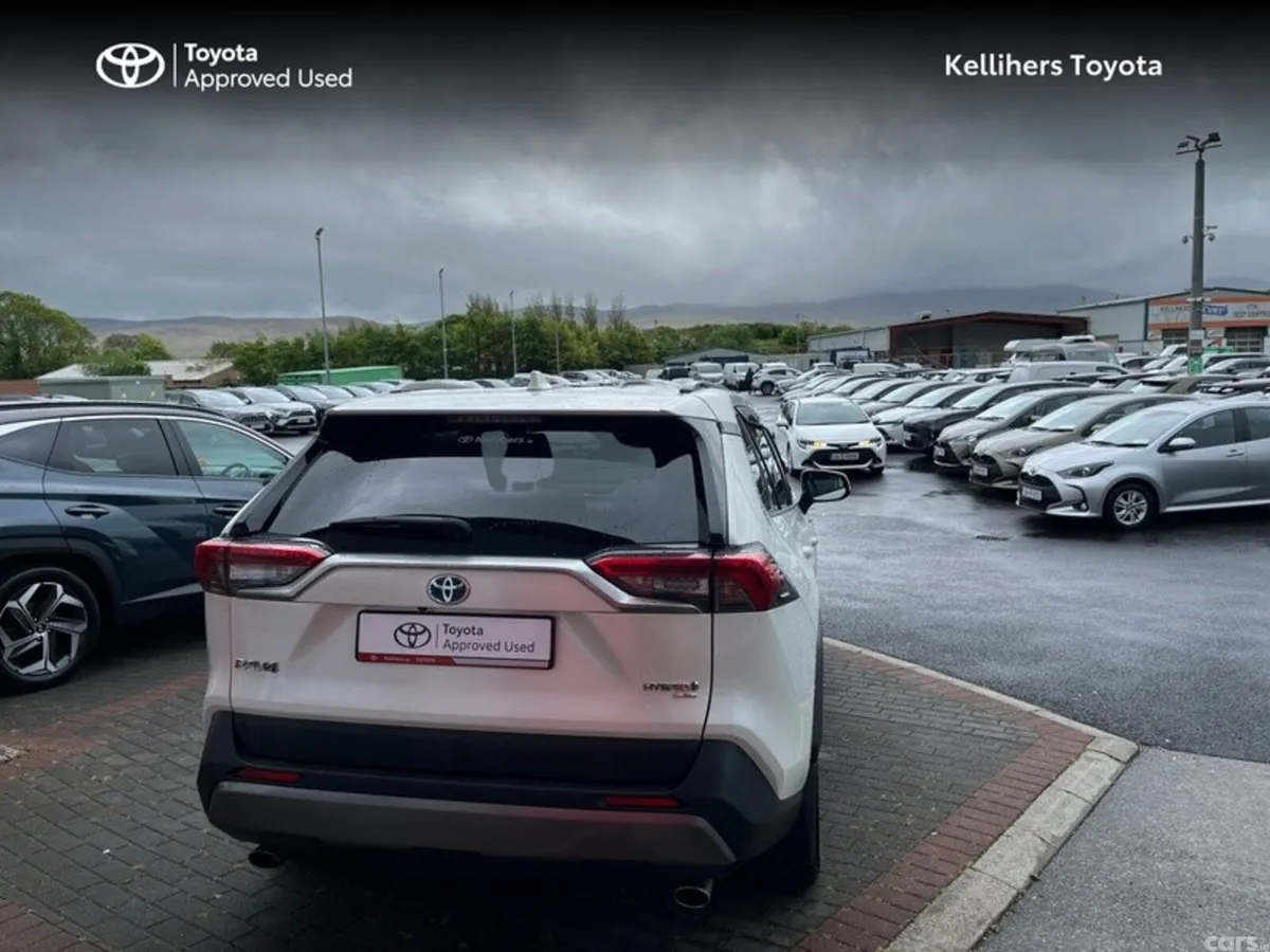 Toyota RAV4 SUV, Petrol Hybrid, 2021, White