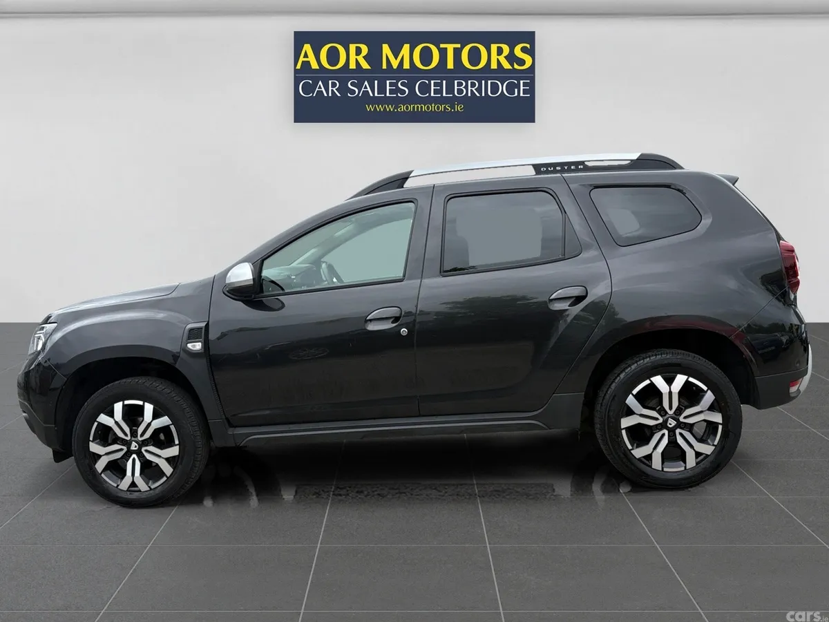 Dacia Duster SUV, Petrol, 2022, Black