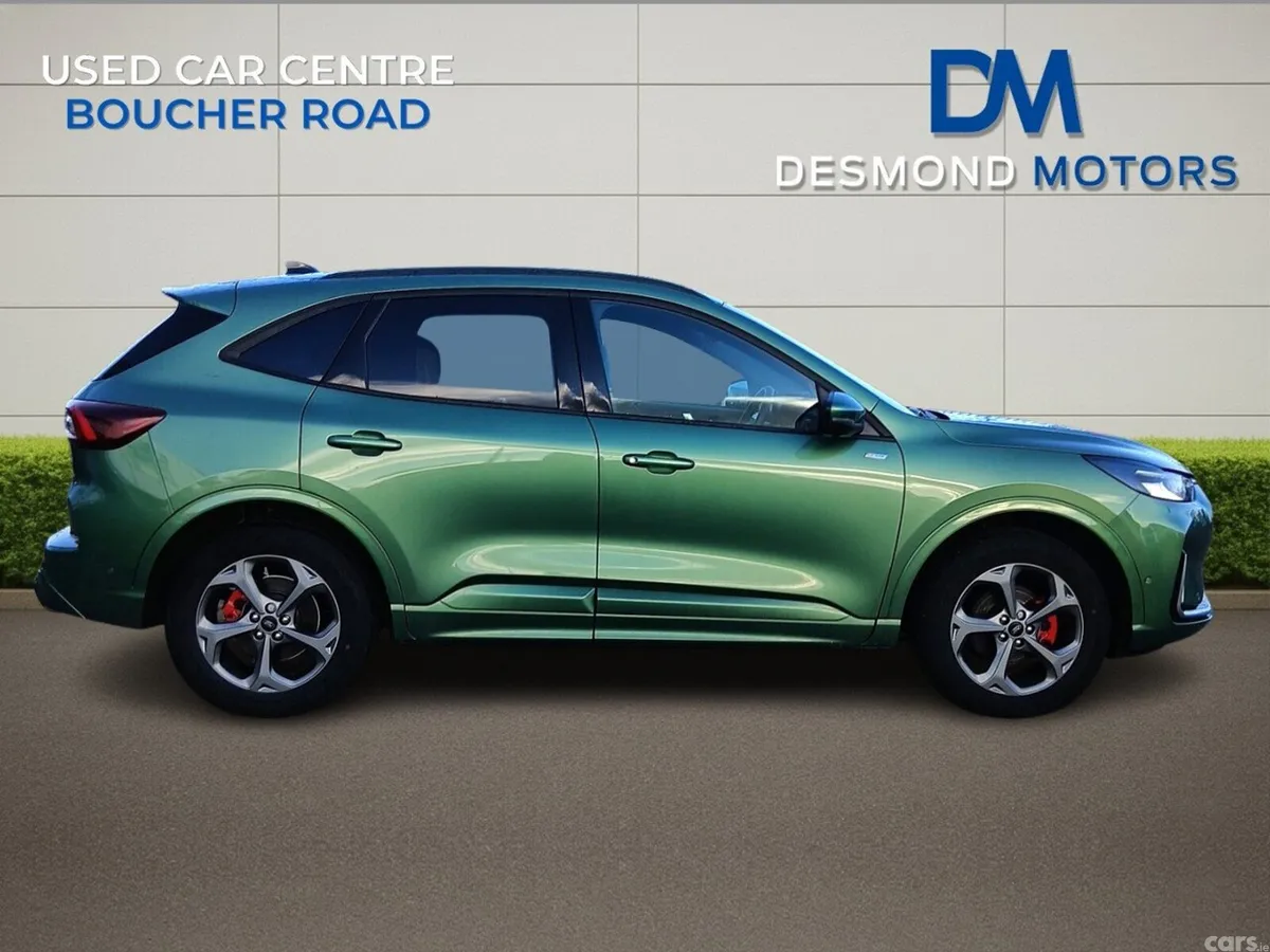 Ford Kuga SUV, Petrol Hybrid, 2025, Green