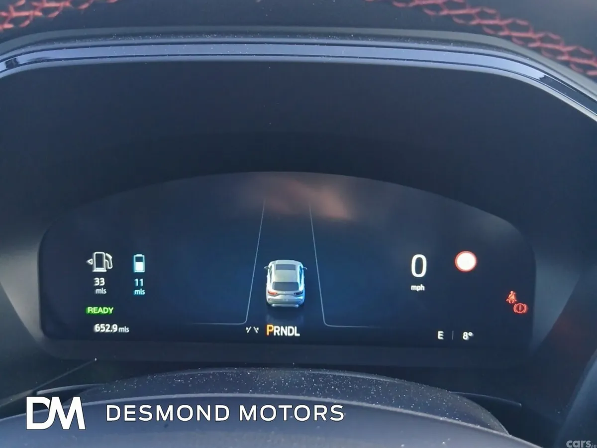 Ford Kuga SUV, Petrol Hybrid, 2025, Green