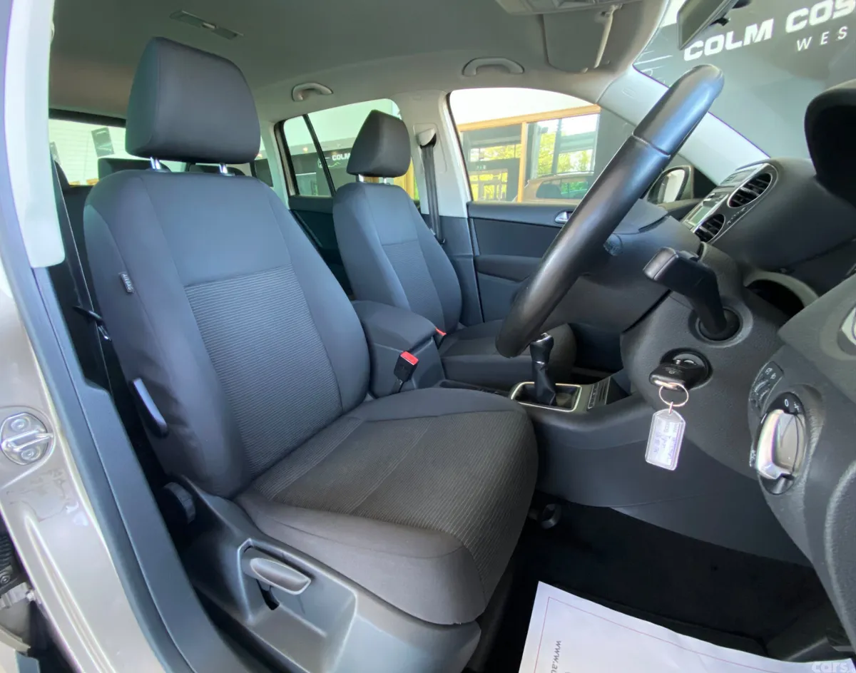 Volkswagen Tiguan SUV, Diesel, 2013, Brown