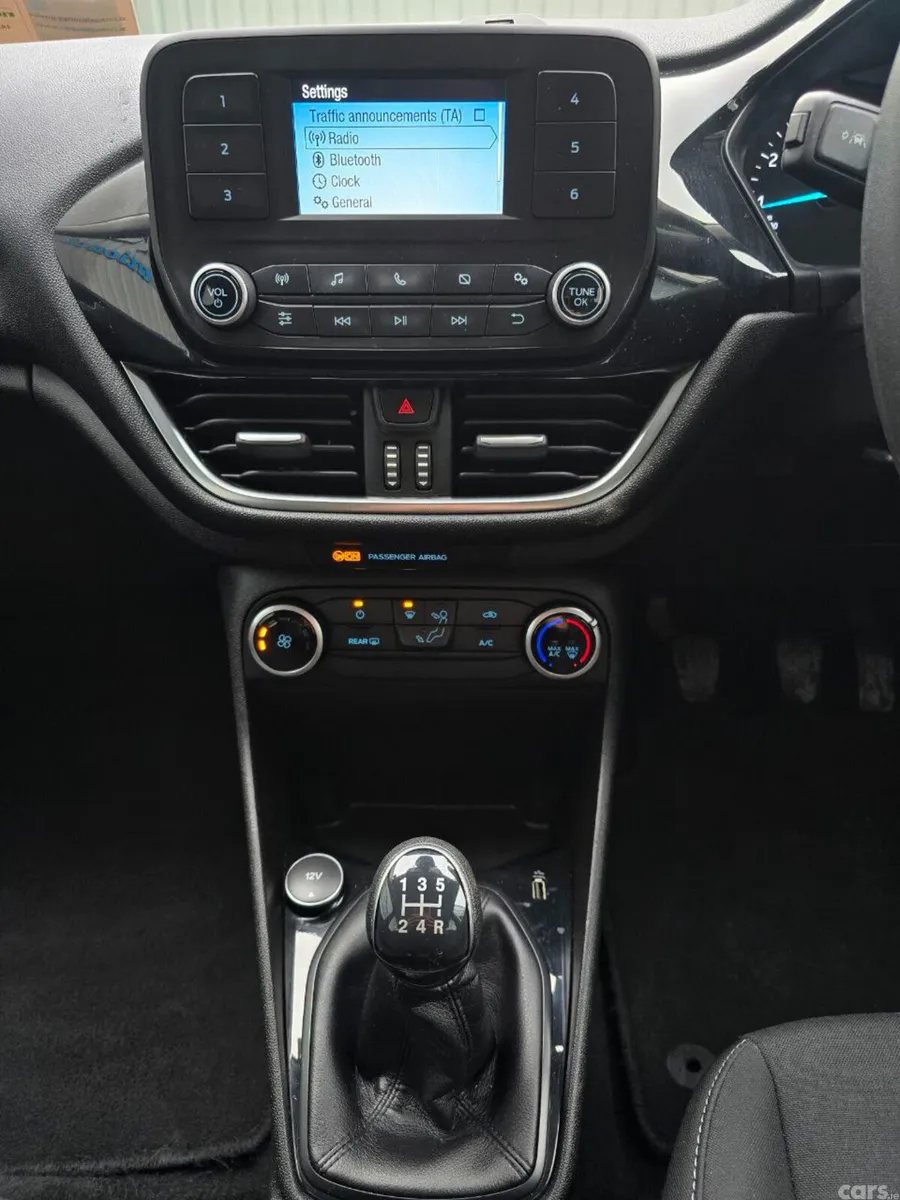 Ford Fiesta Hatchback, Petrol, 2019, White