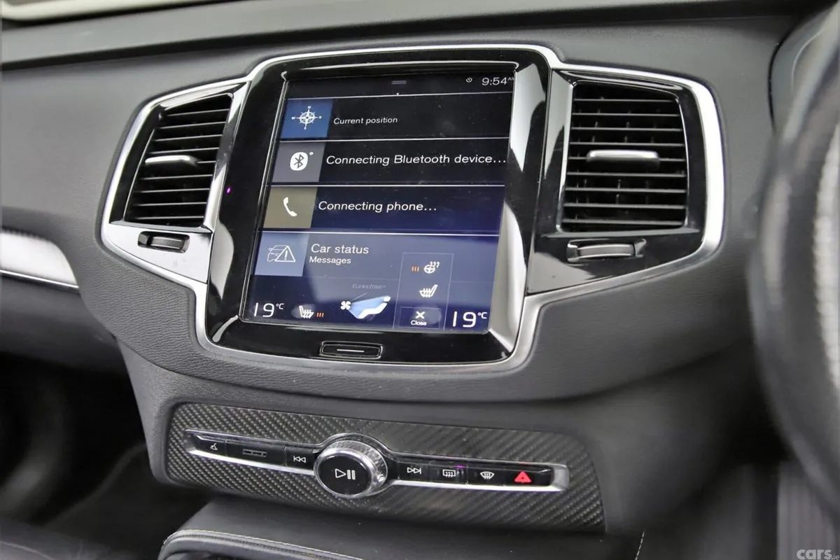 Volvo XC90 SUV, Petrol Plug-in Hybrid, 2017, Grey