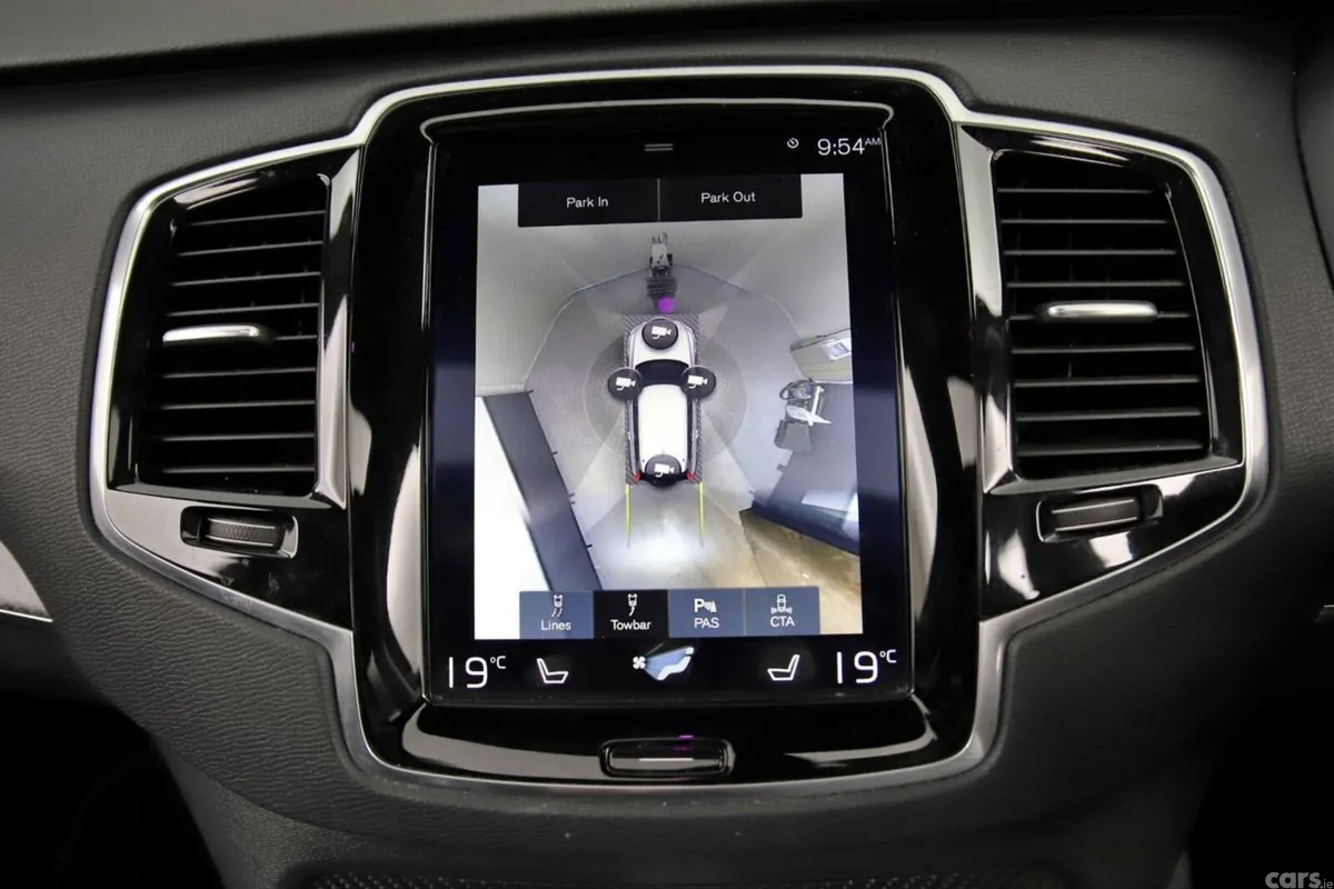 Volvo XC90 SUV, Petrol Plug-in Hybrid, 2017, Grey