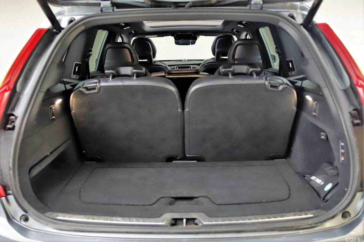 Volvo XC90 SUV, Petrol Plug-in Hybrid, 2017, Grey