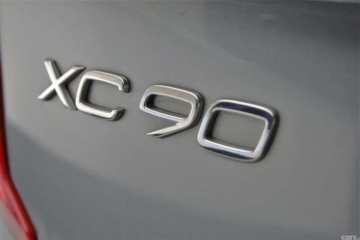 Volvo XC90 SUV, Petrol Plug-in Hybrid, 2017, Grey